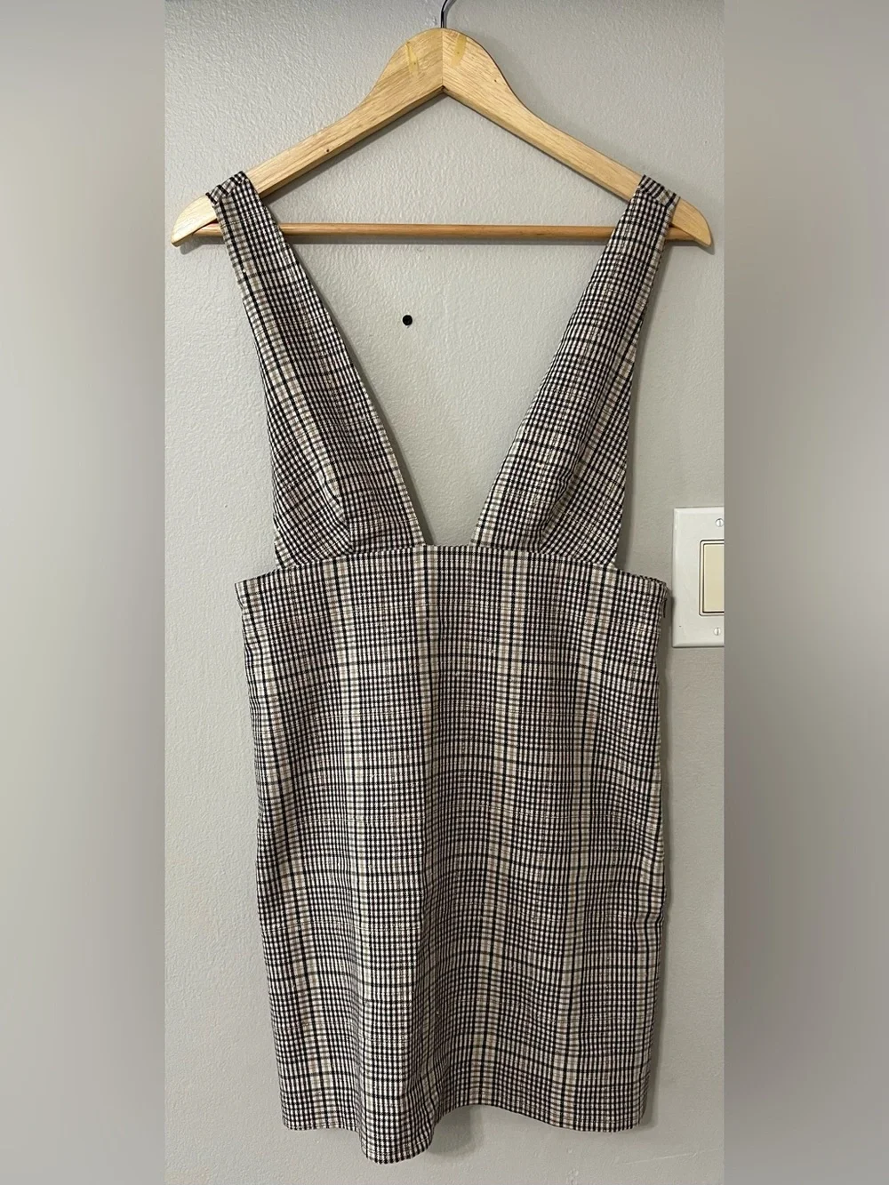 Zara Plaid Pinafore Mini Dress Size S Deep V Sleeveless Jumper Side Zip Tweed - Picture 3 of 9